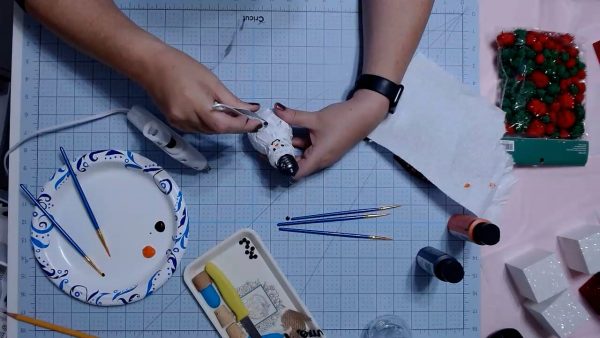 Adding buttons to a Snowman Ornament - alifeofbalance.com