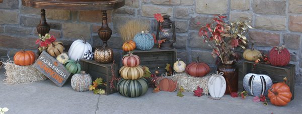 Fall porch decorations